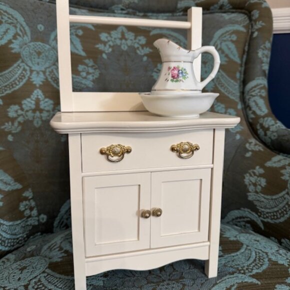 American Girl Pleasant Company Washstand and Porcelain Water Ewer and Basin Set - Picture 1 of 5
